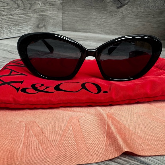 Max & Co MO0133 01A black gold ladies sunglasses new - Picture 3 of 5